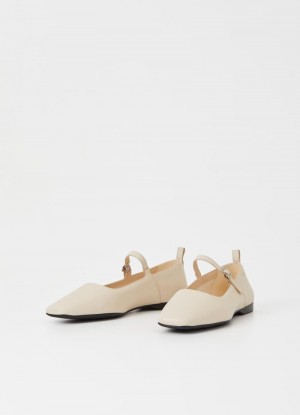 Dámské Baleríny Vagabond Delia Krém | CZ BW9-96389C3